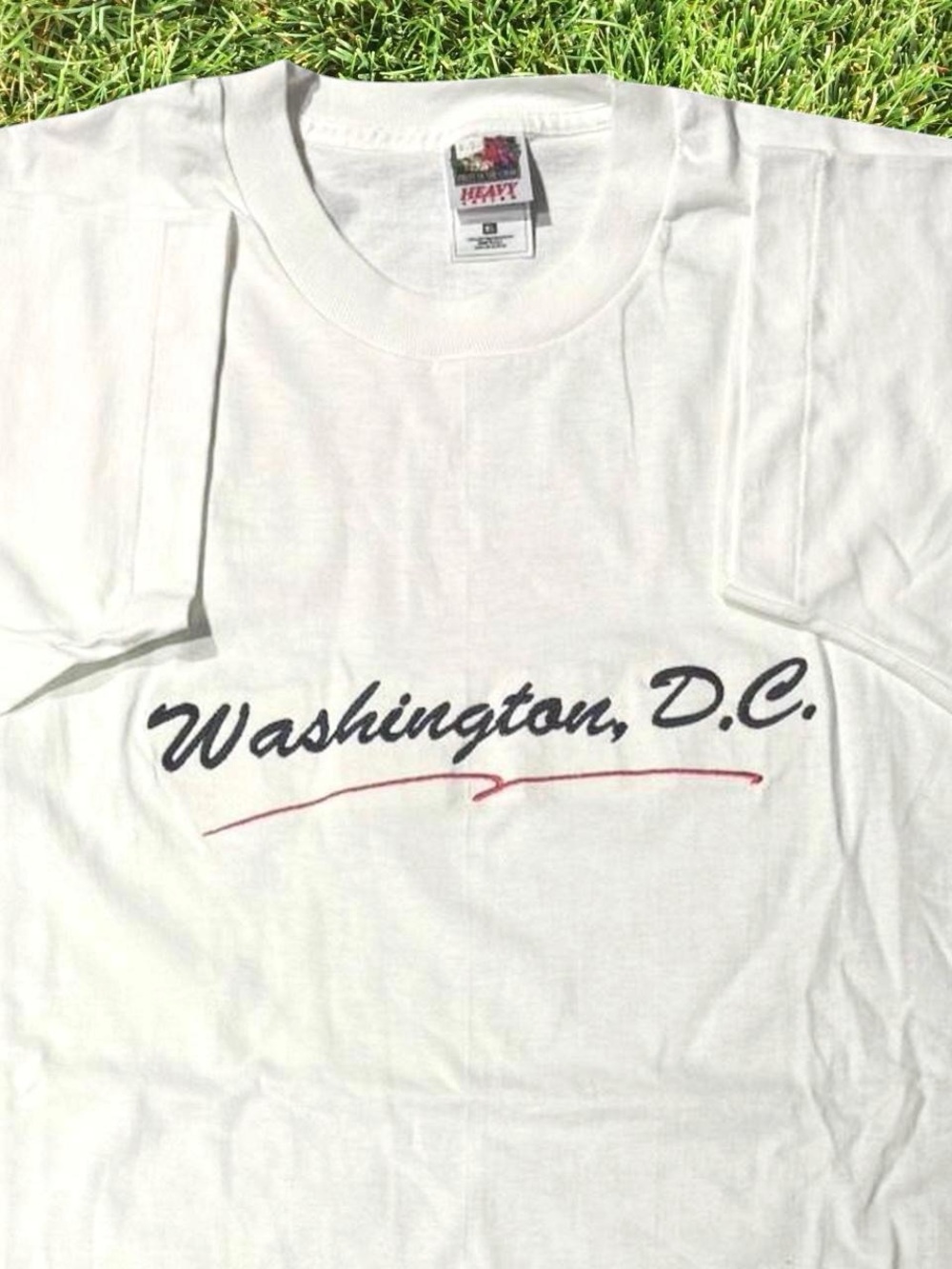 90s VINTAGE WASHINGTON DC EMBROIDERED XL WHITE TEE